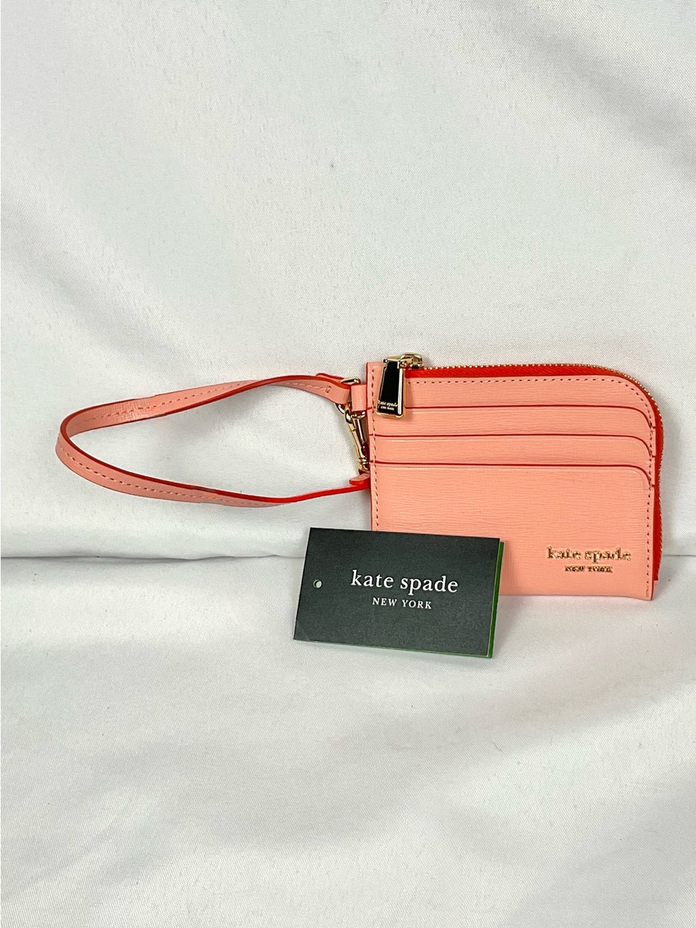 Kate Spade New York Devin Pop Trim Saffiano Leather Coin Card Case Wristlet NWT